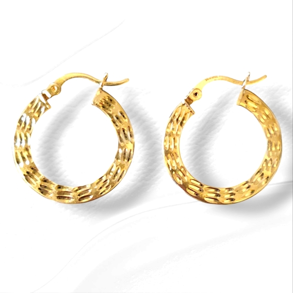 Jewelry - Vintage 14k gold 21mm Hoop Earrings